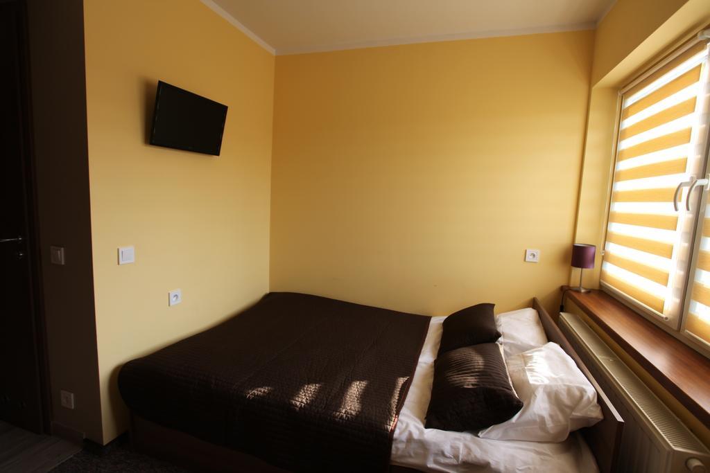 Hotelik A2 Pruszków Quarto foto